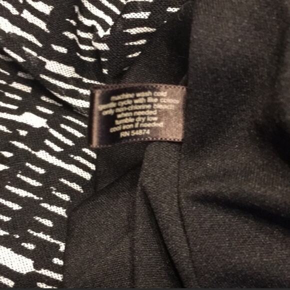 The Limited Ruffle Black & White Print Dress M - Picture 7 of 8